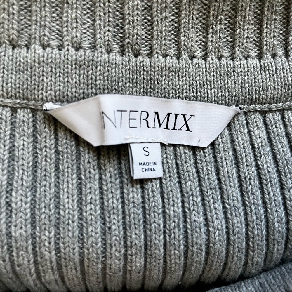 INTERMIX Gray Off-Shoulder Sweater w/ Cream Trim Feminine Dainty Size Small - Picture 4 of 8